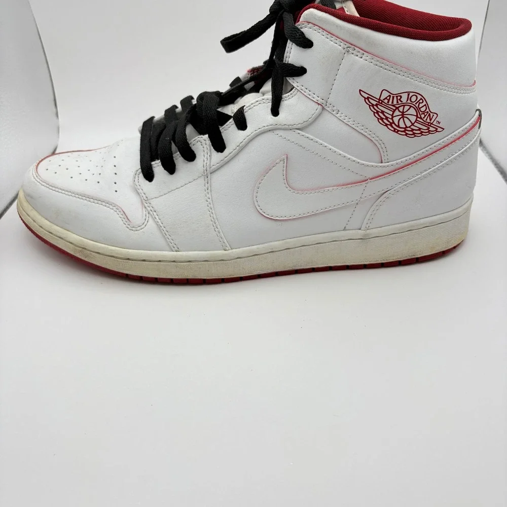 Jordan Mens Size 12 Air Jordan 1 Mid White Red 554724-103 Basketball Shoes